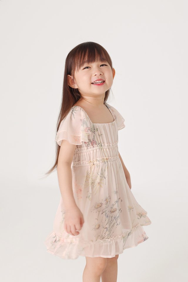 SERENE FLORAL CHIFFON RUCHED FLUTTER SLEEVE DRESS - MINI GIRL