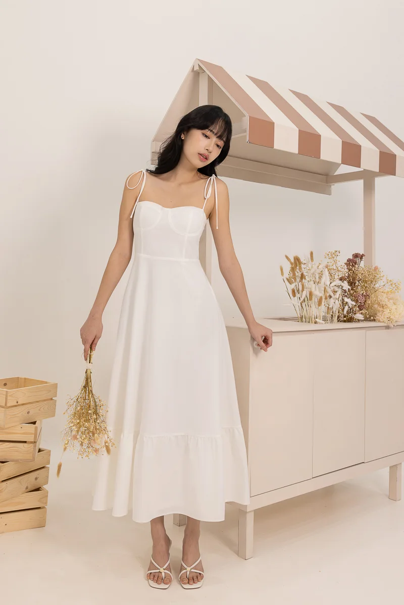 CHANTELL PADDED TIE-STRING BUSTIER MIDAXI DRESS (WHITE) | Lovet