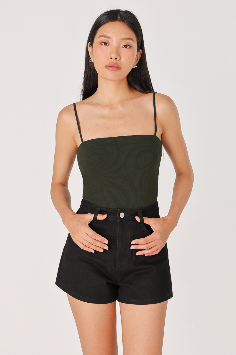 ALINA REVERSIBLE PADDED RIBBED CAMI TOP (OLIVE GREEN) | Lovet