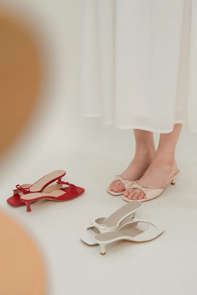 FAUSTINE RIBBON KITTEN HEELS (PINK)