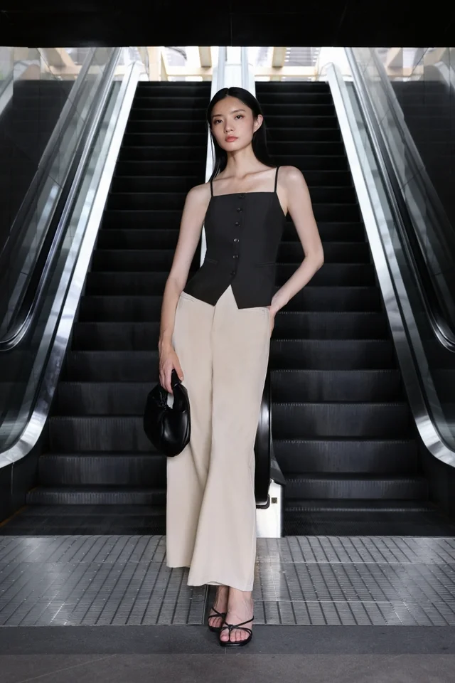 CAMILA WELT POCKET SHELL BUTTON VEST TOP (BLACK)