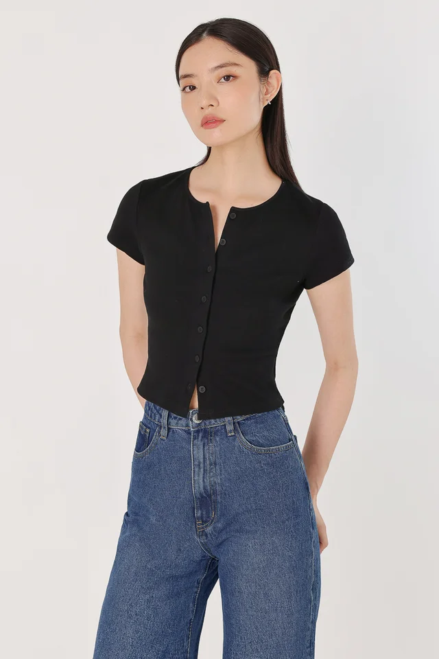 REAGAN CREW NECK BUTTON RIBBED TOP (BLACK)