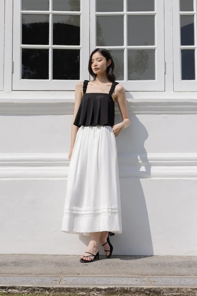 KINNY THICK WAISTBAND PLEATED HEM MAXI SKIRT (WHITE) - PETITE
