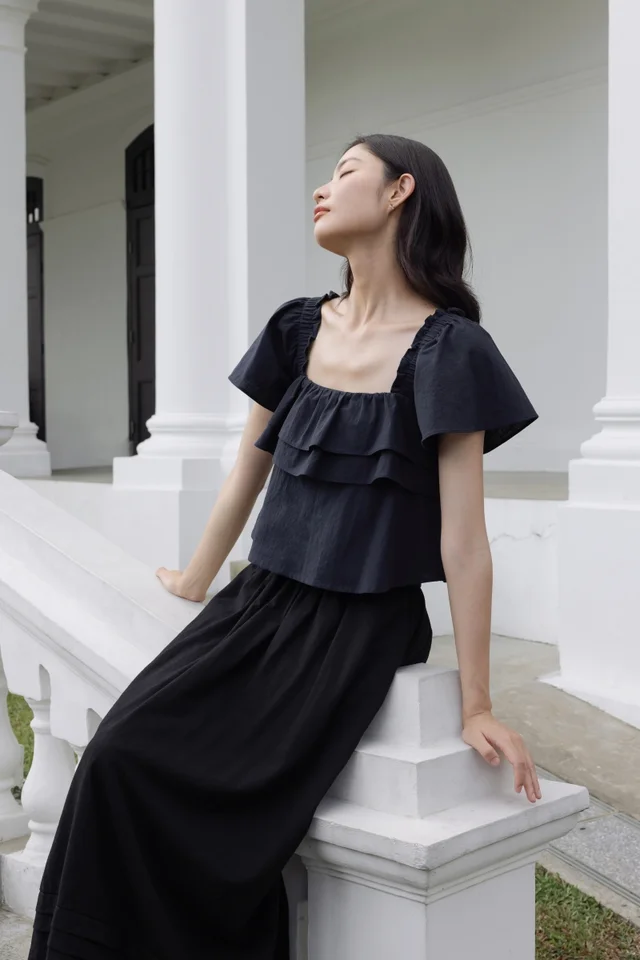 WENDY PADDED FLUTTER SLEEVE TIE-BACK RUFFLE TOP (NAVY)