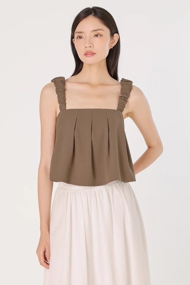 SHANNON PADDED BUBBLE RUCHED STRAP PLEATED TOP (BROWN)