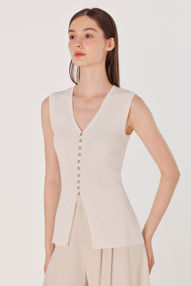 NOELLE SHELL BUTTON LONGLINE KNIT TOP (OFF-WHITE) | Lovet NOELLE SHELL BUTTON LONGLINE KNIT TOP (OFF-WHITE) | Lovet