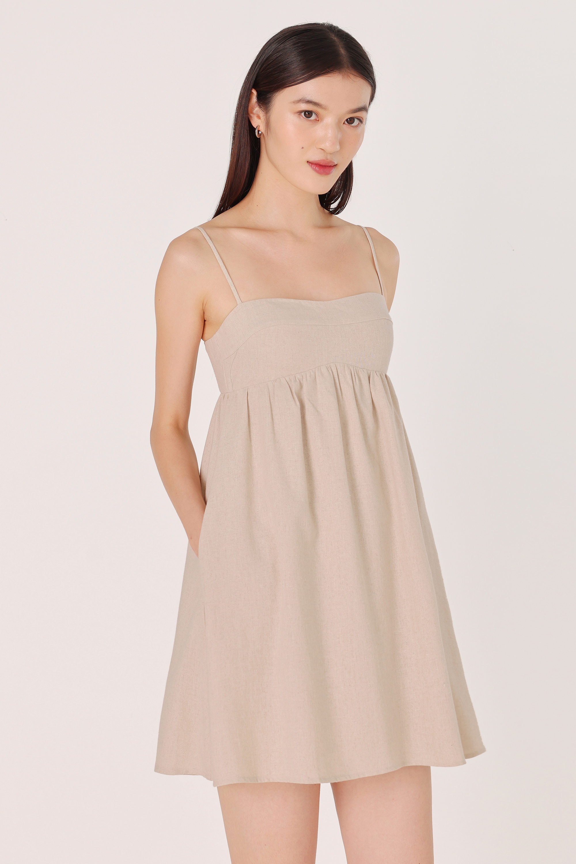 ALLY PADDED LINEN SWEETHEART BUSTLINE BABYDOLL CAMI DRESS (NATURAL
