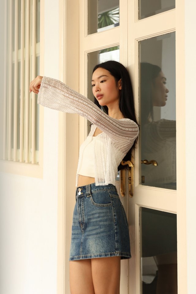 KAYLA LACE CLASP CARDIGAN (WHITE)