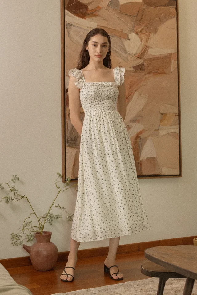 ALICE PADDED SQUARE NECK SMOCKED RUFFLE MAXI DRESS (WHITE FLORAL)