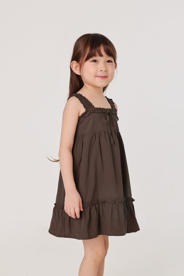SAMANTHA SHIRRED STRAP RIBBON DRESS - MINI GIRL (BROWN)