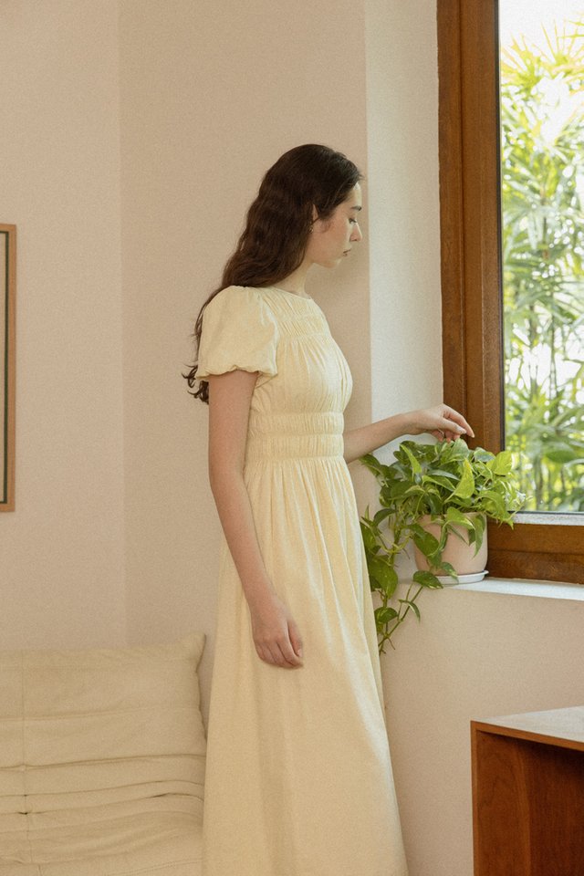 ERLENA LINEN RUCHED PUFF SLEEVE MIDAXI DRESS (YELLOW)