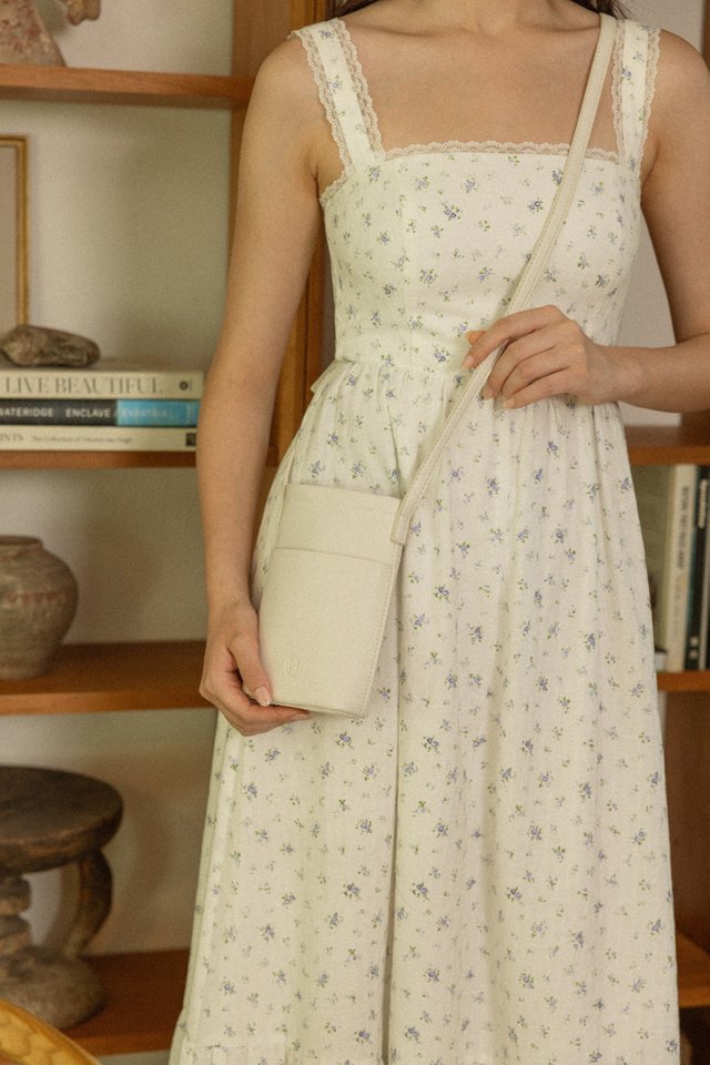 PATRINA SLING PHONE POUCH (OAT)