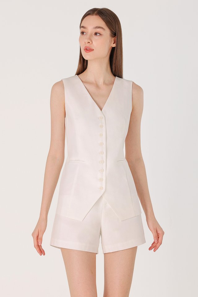 TABBIE LINEN WELT POCKET TIE-BACK VEST TOP (WHITE)