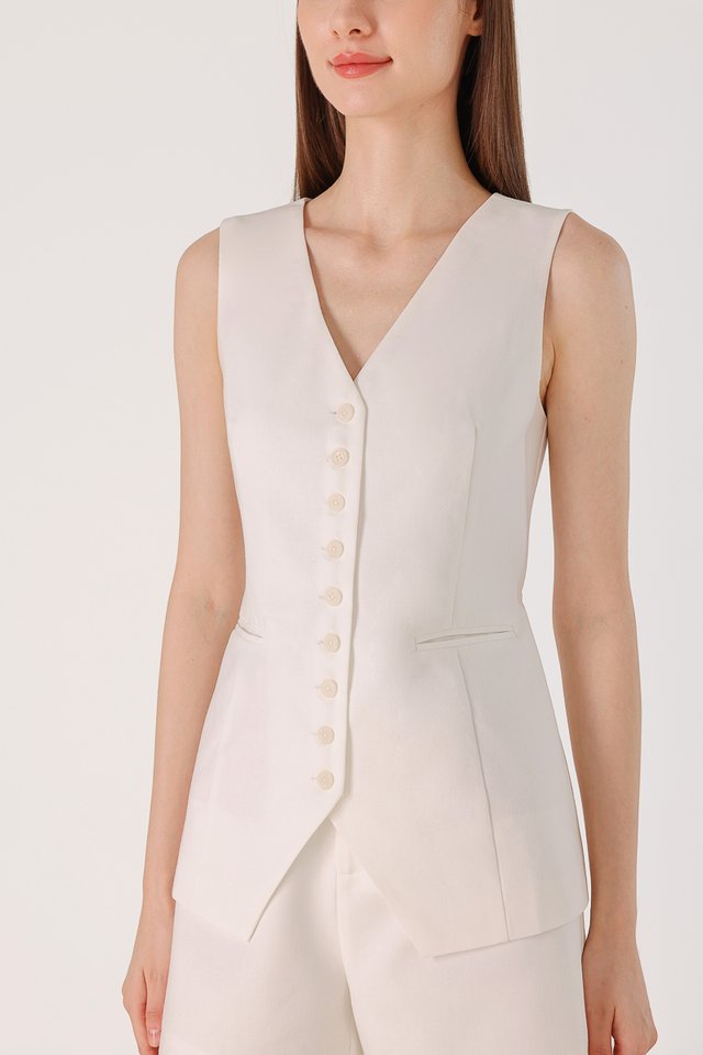 TABBIE LINEN WELT POCKET TIE-BACK VEST TOP (WHITE)