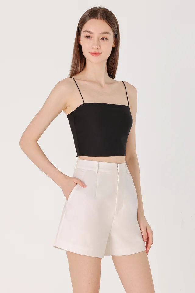 TABBIE LINEN BASIC SHORTS (WHITE)