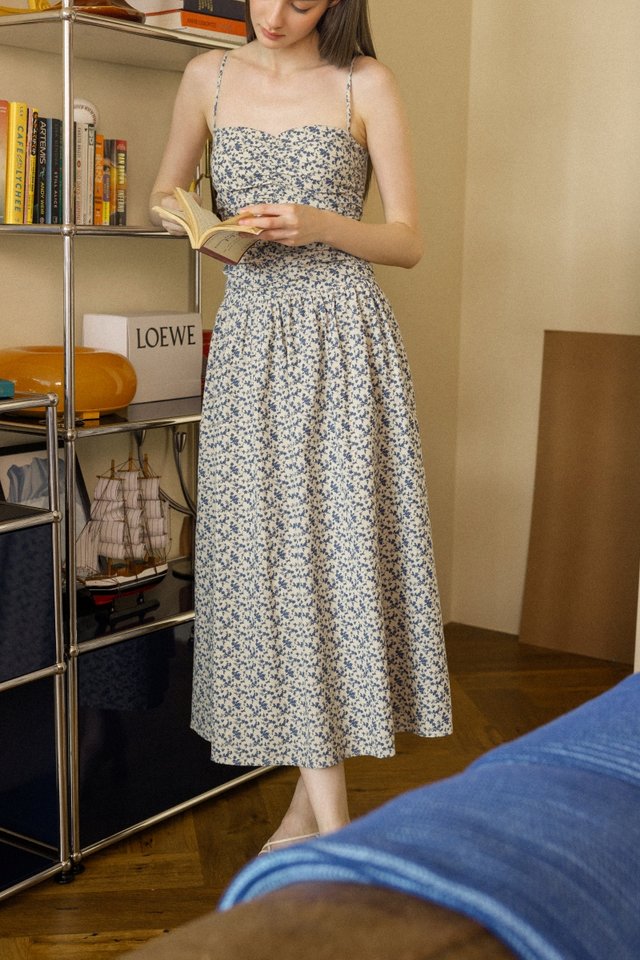 WHITLEY PADDED LINEN RUCHED LOW WAIST MIDAXI DRESS (FLORAL)