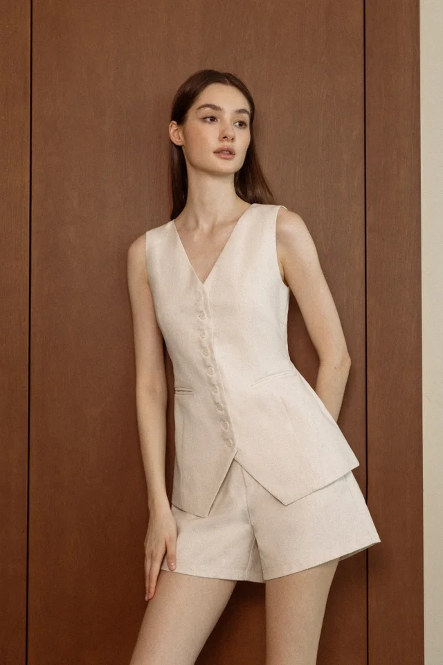 TABBIE LINEN TIE-BACK VEST SHORTS SET
