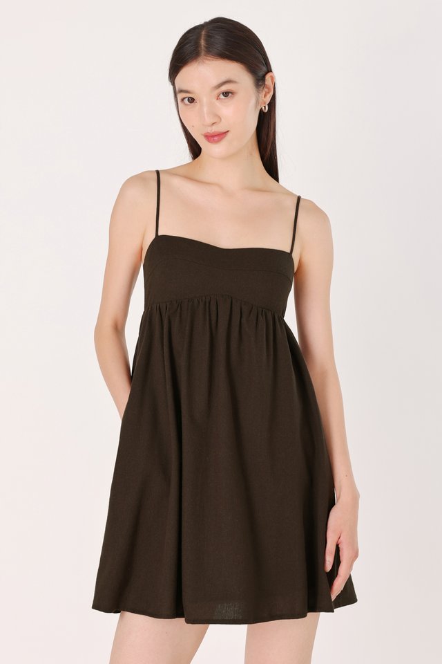 ALLY PADDED LINEN SWEETHEART BUSTLINE BABYDOLL CAMI DRESS (BROWN)
