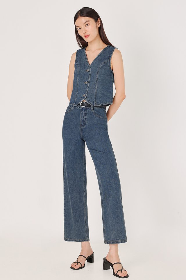 CAPTIVATE BELTED DENIM JEANS SET