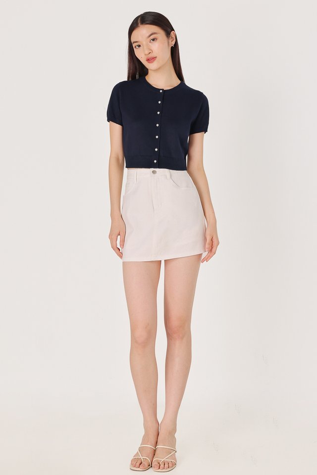 CAPTIVATE BASIC A-LINE DENIM MINI SKORTS (WHITE)