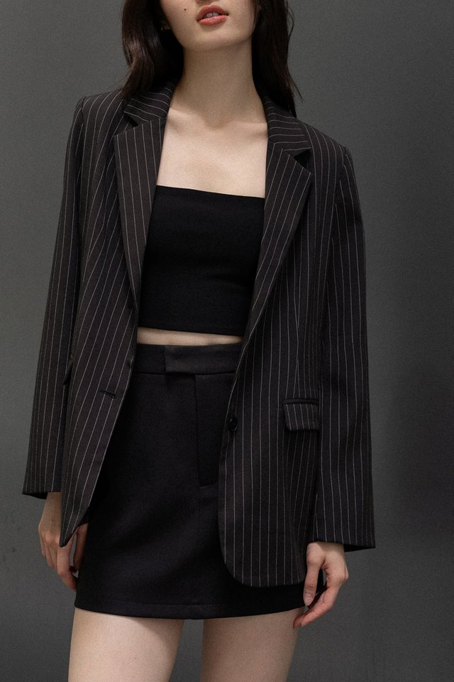 RYLAN PREMIUM PADDED SHOULDER OVERSIZED BOYFRIEND BLAZER (PINSTRIPED)