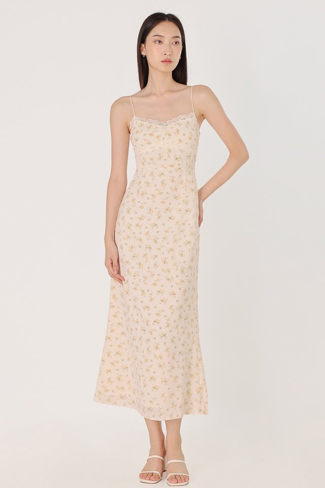 CAREY PADDED LACE TRIM MAXI DRESS (FLORAL)