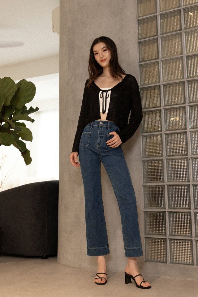PARADISE DUAL POCKETS DENIM FLARE JEANS - PETITE (LIGHT WASHED)