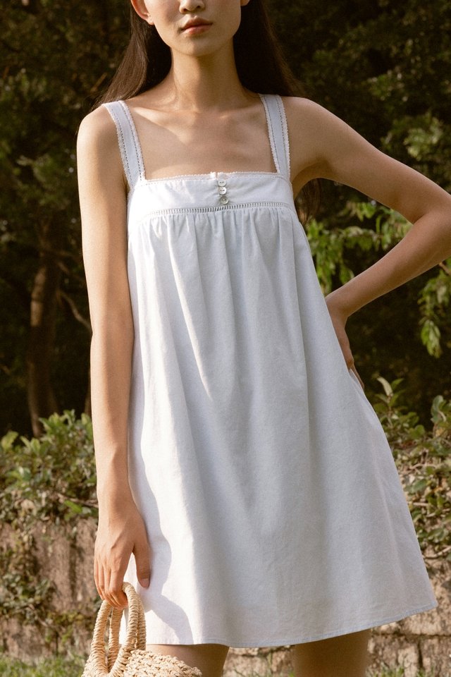 ABELLA PADDED LINEN LACE TRIM SHELL BUTTON TENT DRESS (BLUE)