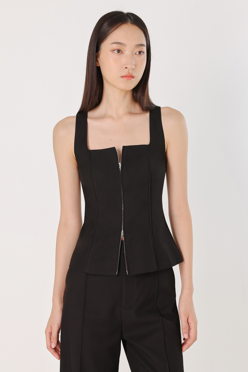 LONDYN PINTUCK PANELLED TWO-WAY ZIPPER TOP (BLACK) | Lovet