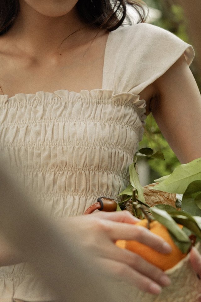 CAP SLEEVES