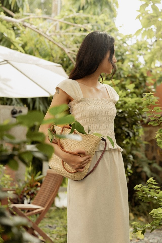 SADIE PADDED LINEN SMOCKED TUBE TOP (NATURAL)