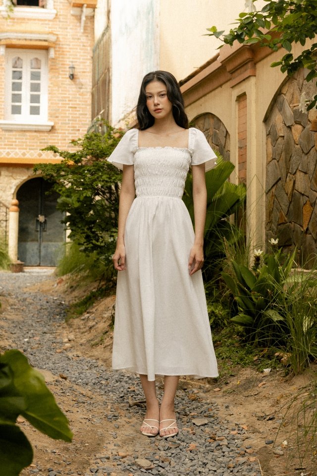 CASSAN PADDED LINEN RUCHED TUBE MIDAXI DRESS (WHITE)
