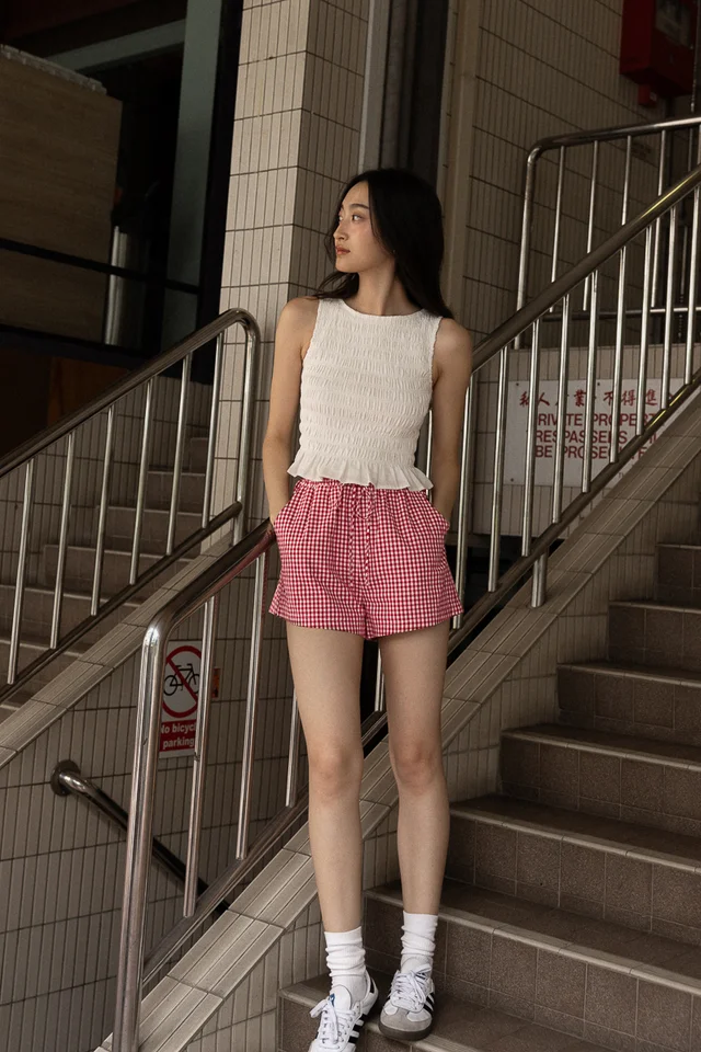 ANNABELLE LINEN BOAT NECK RUFFLE HEM SMOCKED TOP (WHITE)