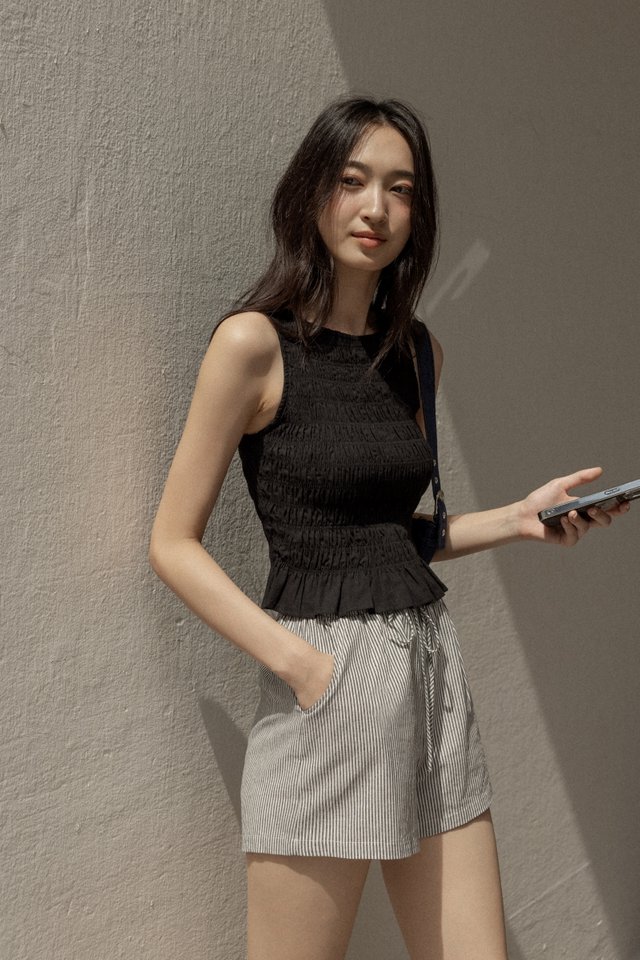ANNABELLE LINEN BOAT NECK RUFFLE HEM SMOCKED TOP (BLACK)