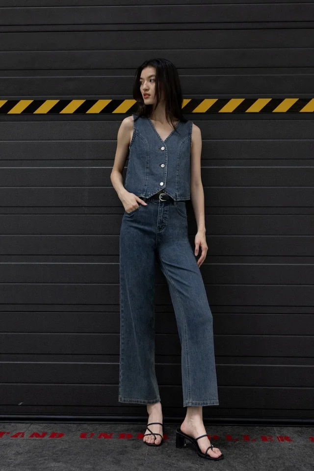 CAPTIVATE DENIM VEST JEANS SET