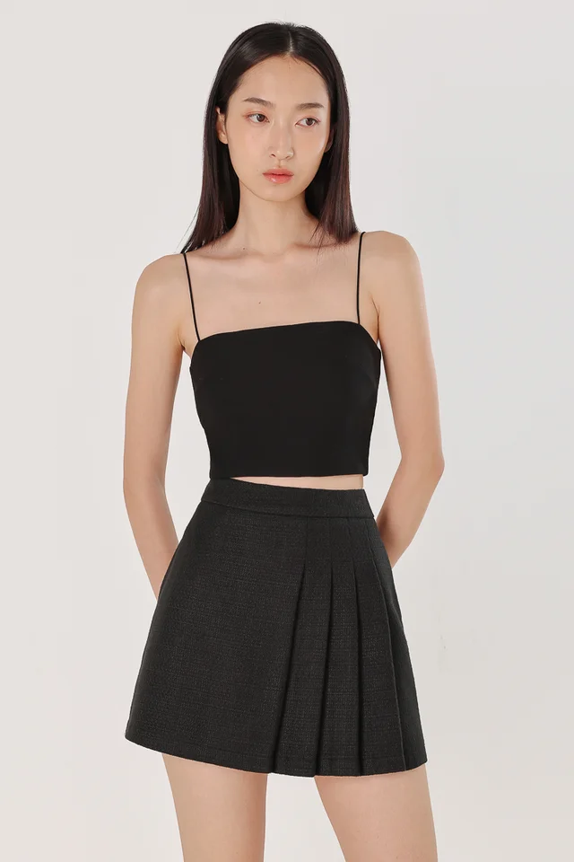 BRENDA TWEED SIDE PLEATED SKORTS (BLACK)