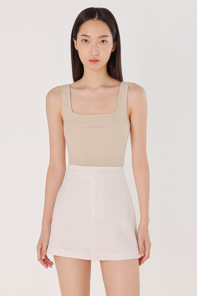 RAELYN BASIC OVERLAP SKORTS (WHITE)