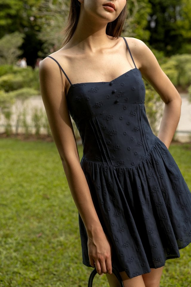 JERICA PADDED SWEETHEART EYELET SKORTS DRESS (NAVY)