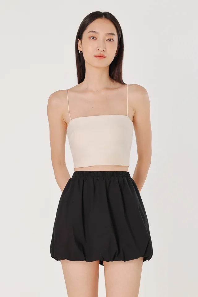 ANIA BUBBLE HEM SKORTS (BLACK)