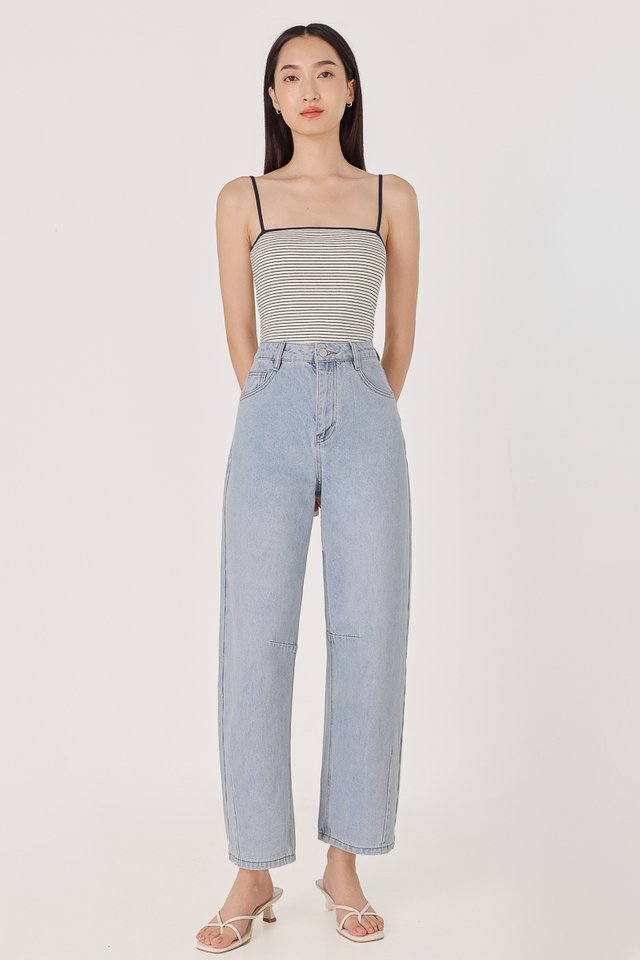 EXEMPTION DENIM BARREL JEANS - REGULAR (LIGHT WASHED)