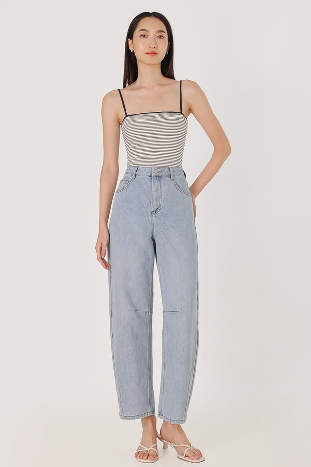 EXEMPTION DENIM BARREL JEANS - REGULAR (LIGHT WASHED)