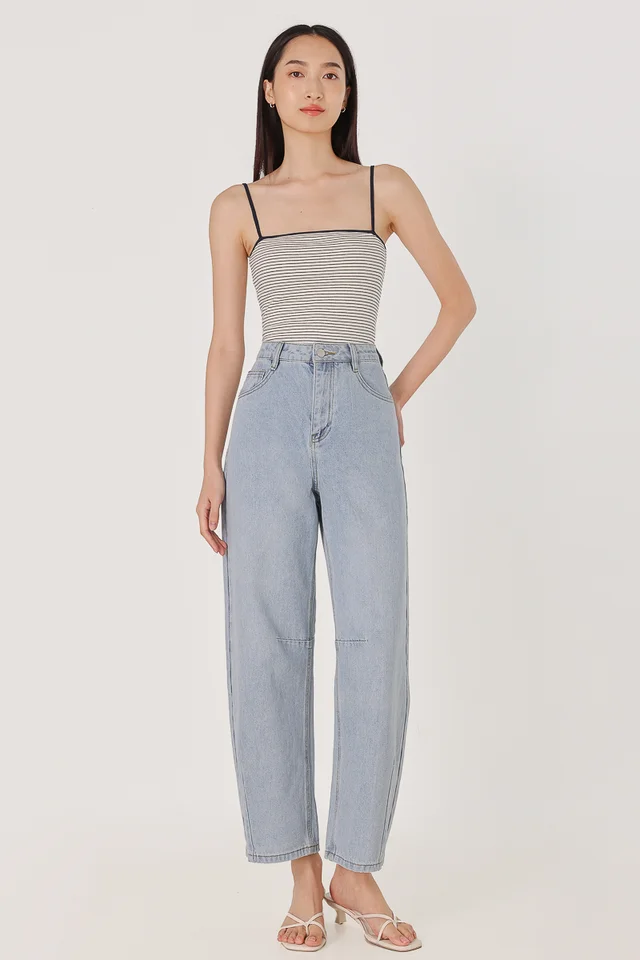 EXEMPTION DENIM BARREL JEANS - REGULAR (LIGHT WASHED)