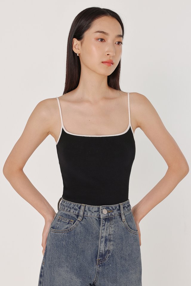 ASTRA REVERSIBLE PADDED CONTRAST TRIM RIBBED CAMI TOP (BLACK WITH WHITE TRIM)