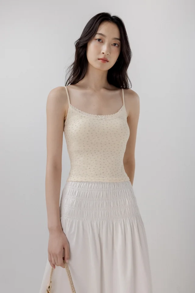 BETHYLN PADDED POINTELLE LACE TRIM SCOOP CAMI TOP (CREAM FLORAL)