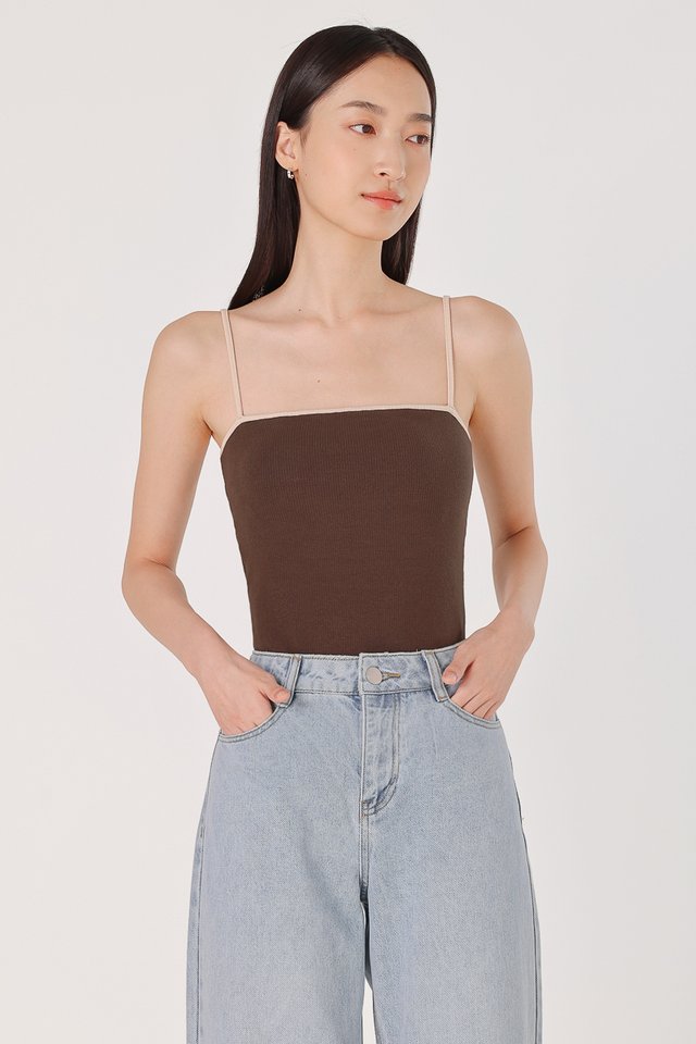 ASTRA REVERSIBLE PADDED CONTRAST TRIM RIBBED CAMI TOP (BROWN WITH CREAM TRIM)