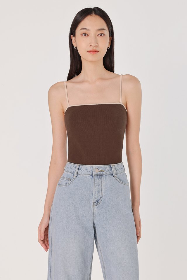 ASTRA REVERSIBLE PADDED CONTRAST TRIM RIBBED CAMI TOP (BROWN WITH CREAM TRIM)