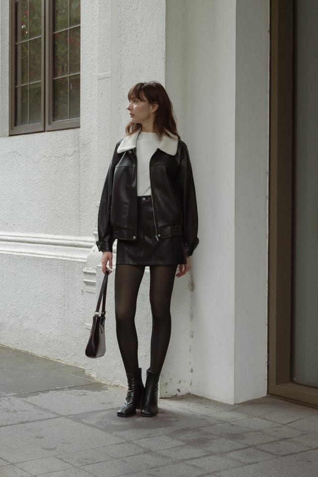 MAZIE SHEARLING COLLARED FAUX LEATHER JACKET (BLACK)
