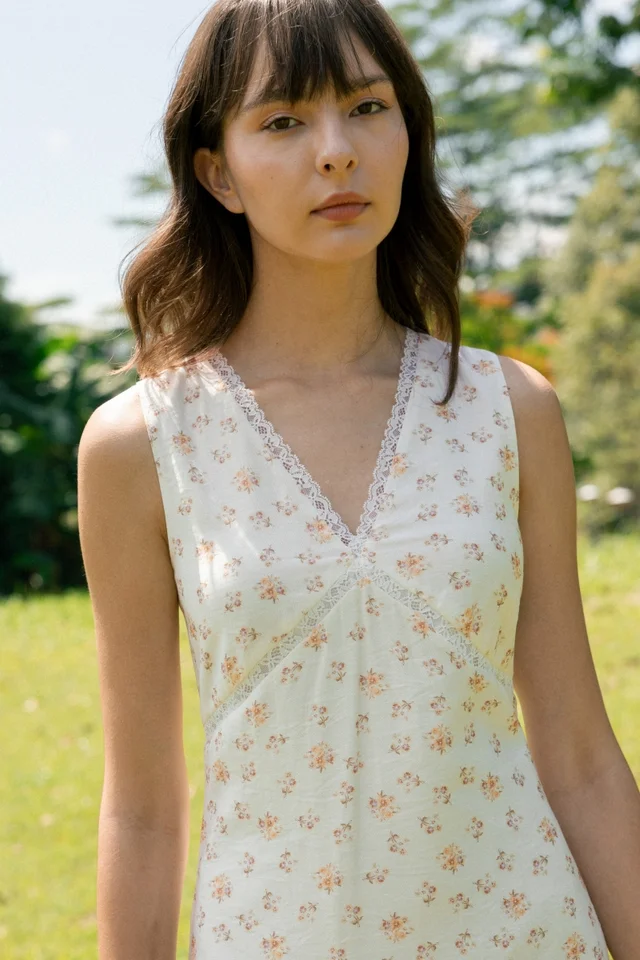 LICA V-NECK LACE TRIM MINI SHIFT DRESS (FLORAL)