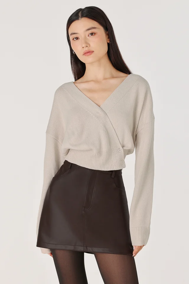 DALE WRAP BUTTON KNIT CARDIGAN TOP (OAT)
