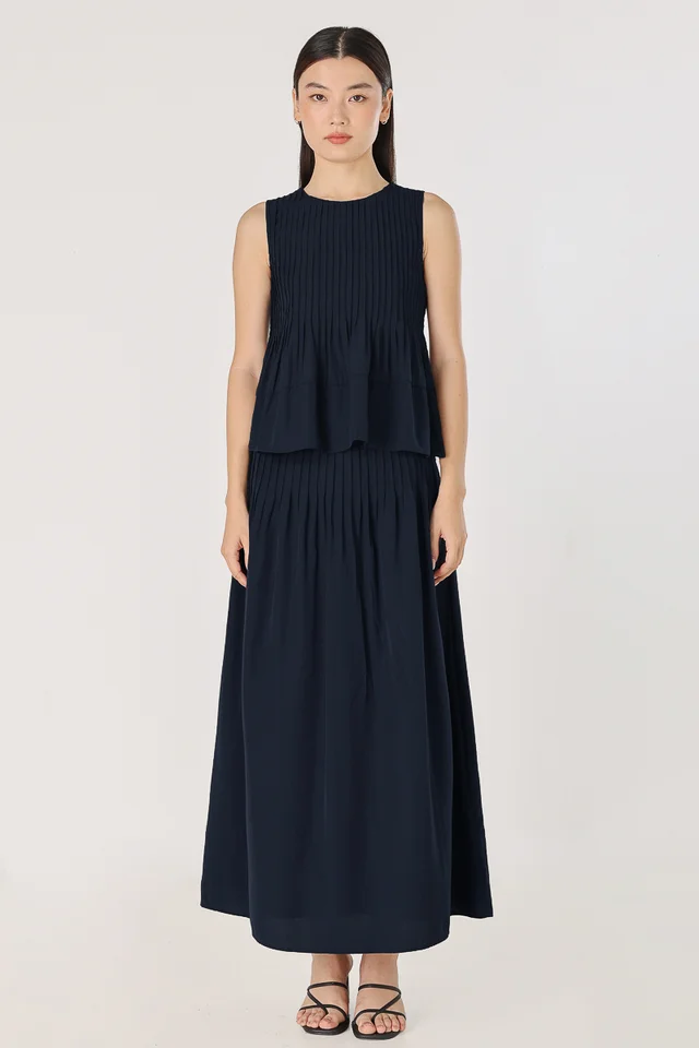 MARISSA PREMIUM PINTUCK WAIST FLARE MAXI SKIRT - PETITE (NAVY)